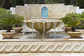Anassa Hotel