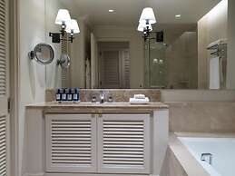 Anassa Hotel