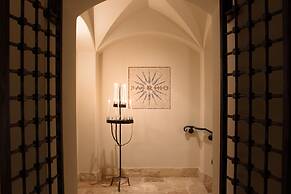 Anassa Hotel