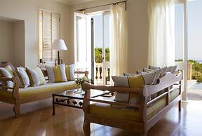 Anassa Hotel