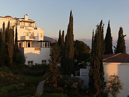 Anassa Hotel