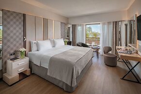 Four Seasons Hotel