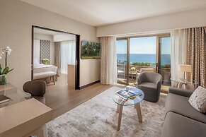 Four Seasons Hotel