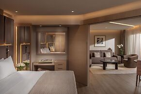 Four Seasons Hotel