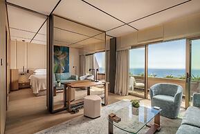Four Seasons Hotel