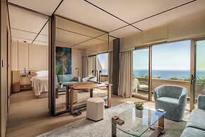 Four Seasons Hotel