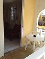 Coconut Inn