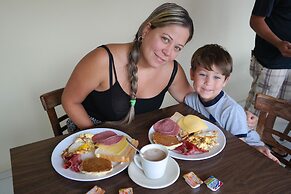 Coconut Inn