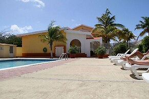Coconut Inn