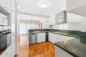 Clarion Suites Gateway