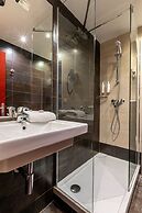 Hotel Ariane Montparnasse by Patrick Hayat