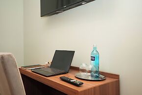 Hotel Attaché