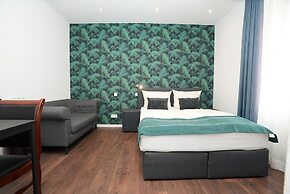 Hotel Attaché