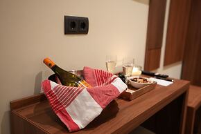 Hotel Attaché