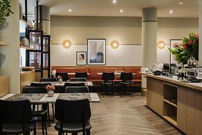 Adina Apartment Hotel Budapest