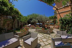 Villa Maria Hotel