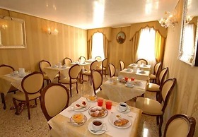 Hotel Canal