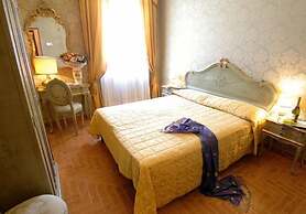 Hotel Canal