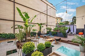 The Spring House Hotel Rome Vatican, Tapestry Collection Hilton