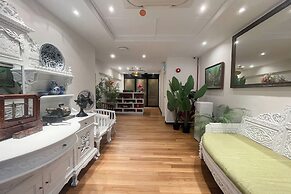 iNN at Temple St by Q Loft