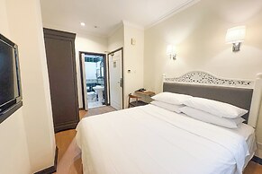 iNN at Temple St by Q Loft