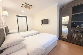 iNN at Temple St by Q Loft