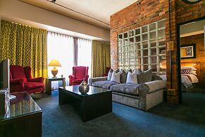 Cape Town Lodge Hotel