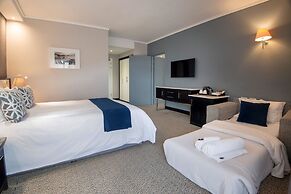 The Commodore Hotel