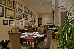The Commodore Hotel