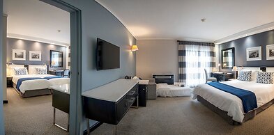 The Commodore Hotel