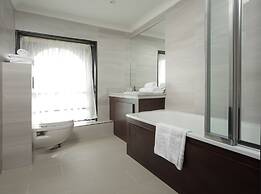 Great Victoria Hotel