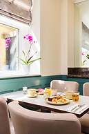 Blandford Hotel