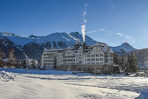 Cresta Palace