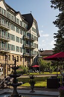 Cresta Palace