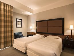 Fly On Hotel