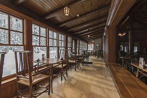 Deer Lodge