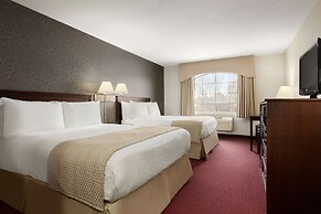 Days Inn & Suites by Wyndham Brandon