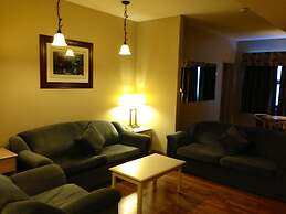 Petawawa River Inn and Suites