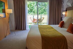 Quintessia Resort