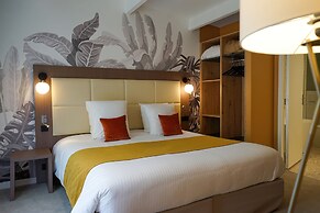 Quintessia Resort