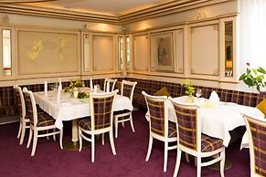 Akzent Hotel Restaurant Altdorfer Hof