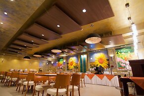 Heliotrope Hotels