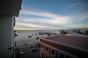 Seven Crown La Paz Malecon