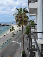 Seven Crown La Paz Malecon