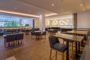 Spark by Hilton Wuppertal City Centre