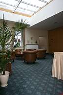 Eden Hotel