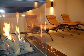 Eden Hotel