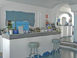 Hotel Holiday