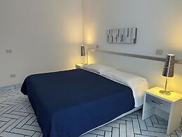Hotel Holiday