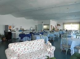 Hotel Holiday